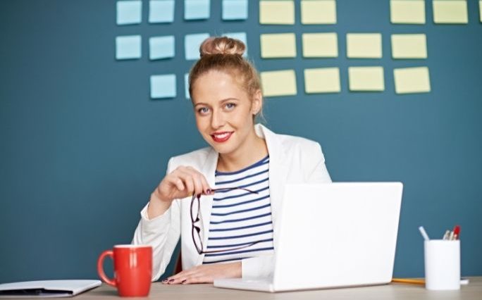 How to Choose a Perfect Workplace Outfit for a New Job you are starting